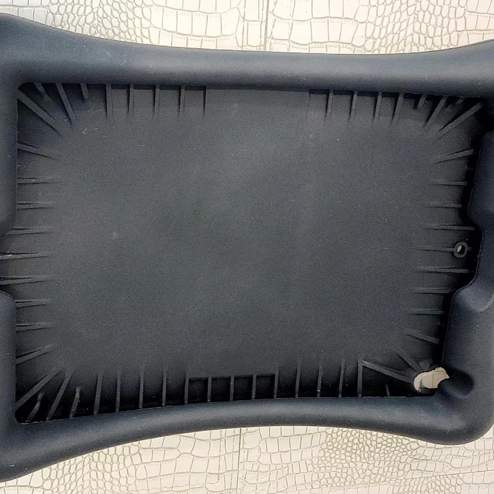Very hard to find a New w/o box it came in Seal Shield I-Pad Silicon Bumper Case